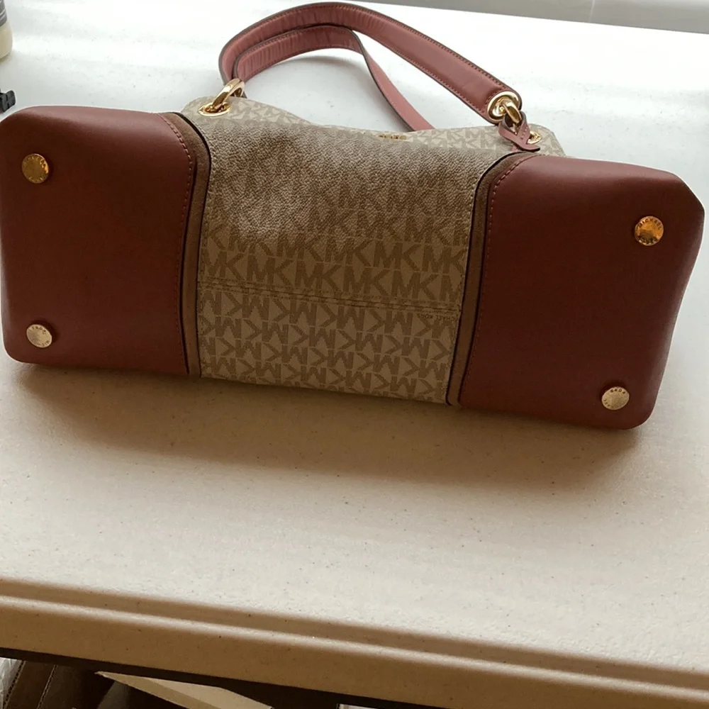 Michael Kors Leather Purse - Picture 3 of 5